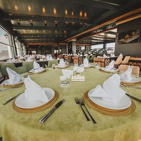 קיירניה Hotel Pia Bella מראה חיצוני תמונה