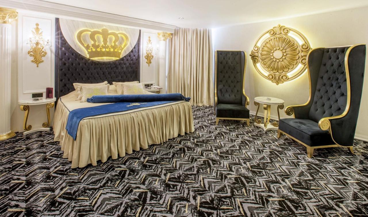 קיירניה Hotel Pia Bella מראה חיצוני תמונה