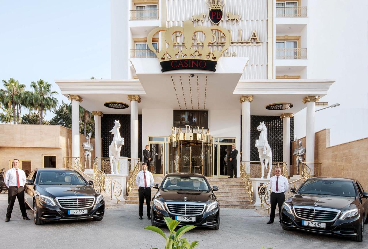 קיירניה Hotel Pia Bella מראה חיצוני תמונה